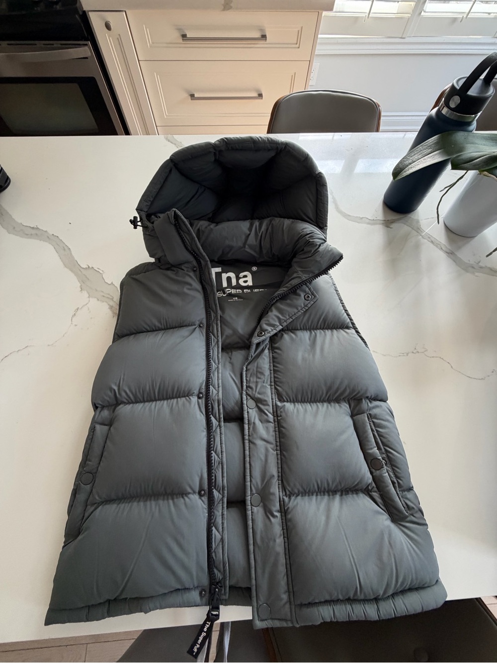 TNA Hooded Puffer Vest in Gray